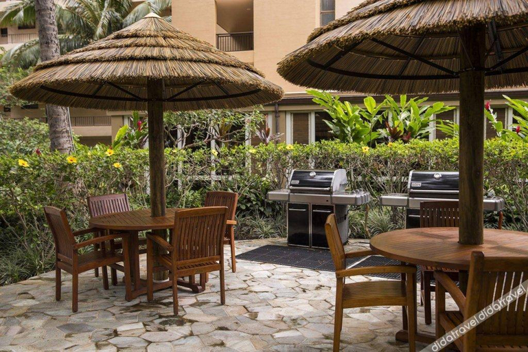 Food & Drinks, AEI at The Mahana Kaanapali Resort, Maui