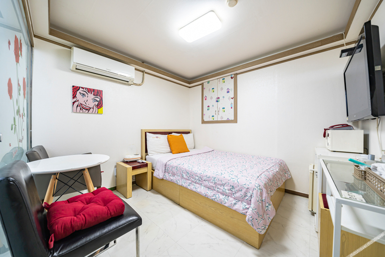 Bedroom 2, Yeonsinnae Hotel Regen, Eun-pyeong