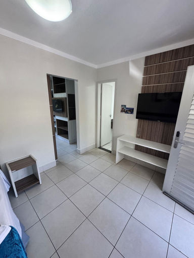 Bathroom 4, Lacqua 3, Caldas Novas