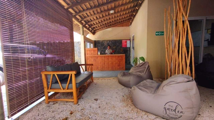 Others 5, The Garden Lodge