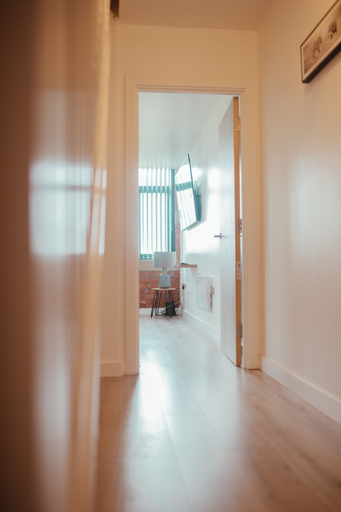 Others 5, Bv Luxury Apartment Penthouse Conditioning House, Bradford