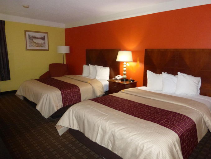 Bedroom, Inn & Suites Madison, GA, Morgan