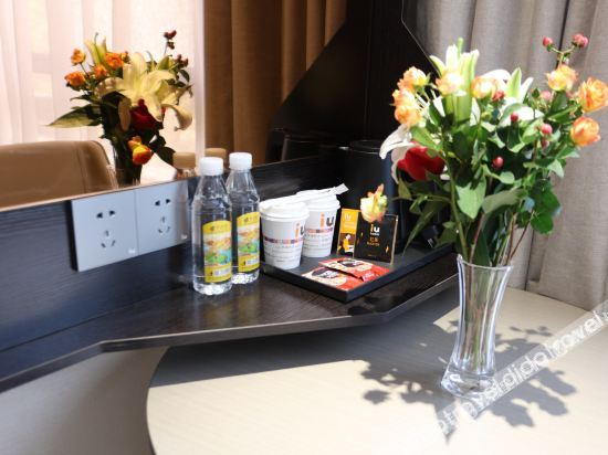 Others 5, IN Hotel (Wuhan High Speed Railway Station Happy Valley Branch), Wuhan