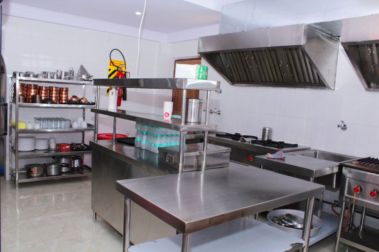 Food & Drinks 5, Yatrik Inn, Tehri Garhwal