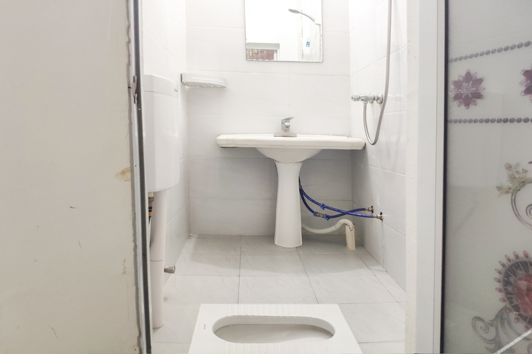 Bathroom 5, Luzhou Wisteria Hotel, Luzhou