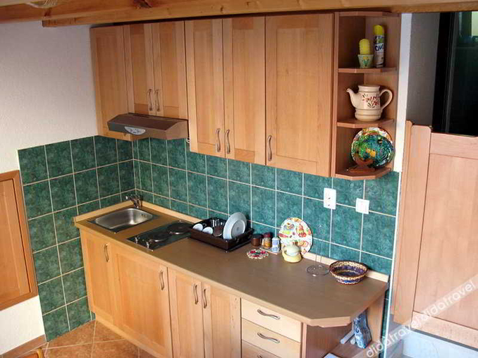 Others 4, Apartman Sanda, Split