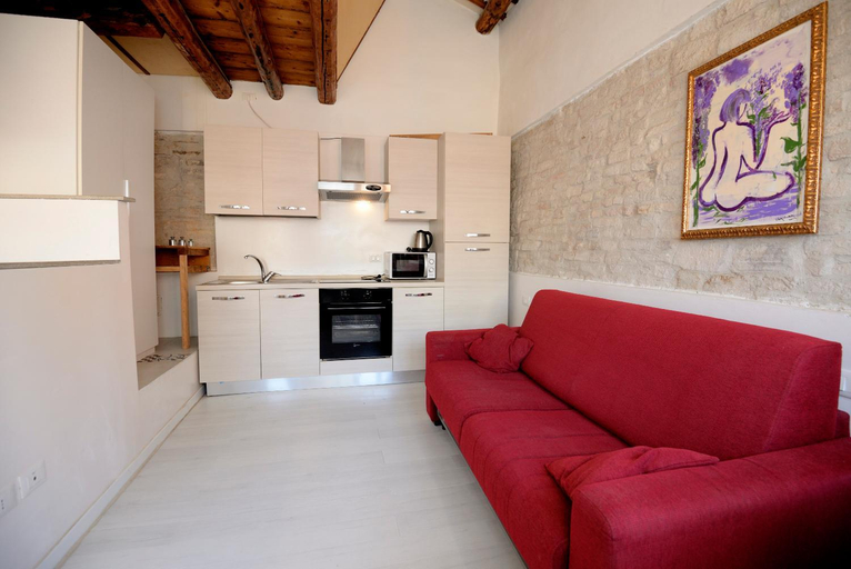Others 4, Casa dea corte apartment, Venezia