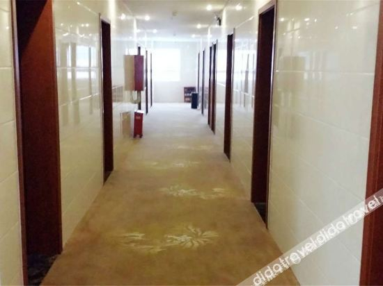 Others 3, Gongyi Yijia Hotel, Zhengzhou