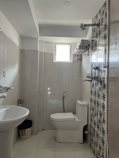 Bathroom, Hotel Kathmandu Square, Bagmati
