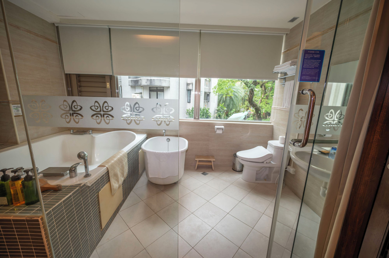 Bathroom 5, Art Spa Hotel, Yilan