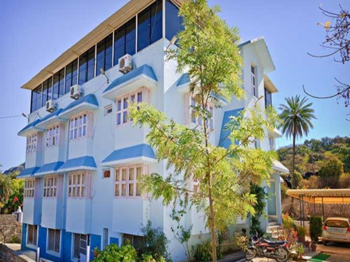 Exterior & Views 1, Hotel Blue Valley, Sirohi