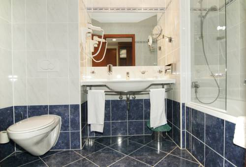 Others 4, Hotel Meridijan Adults Only, Pag