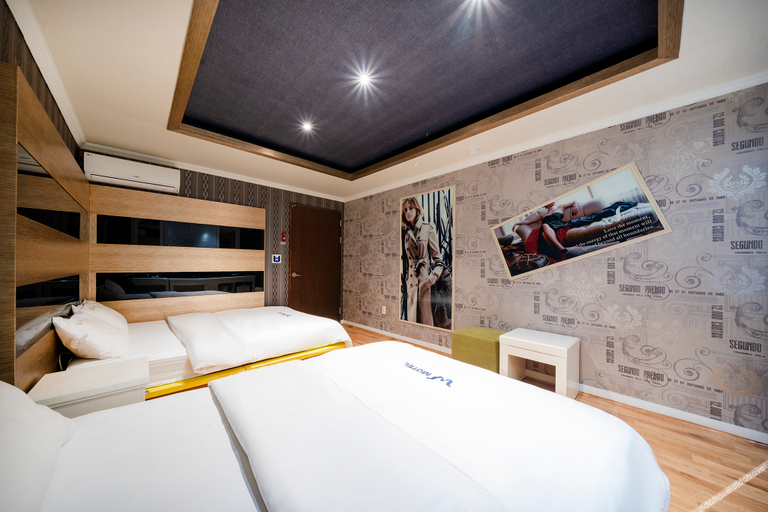 Bedroom 2, Jeongeup W, Jeongeup