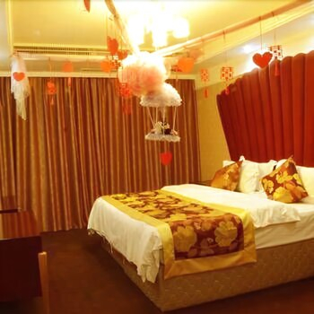 Others 3, Ivy Hotel, Ziyang