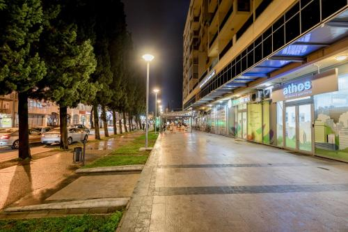 View 2, Apartments Athos