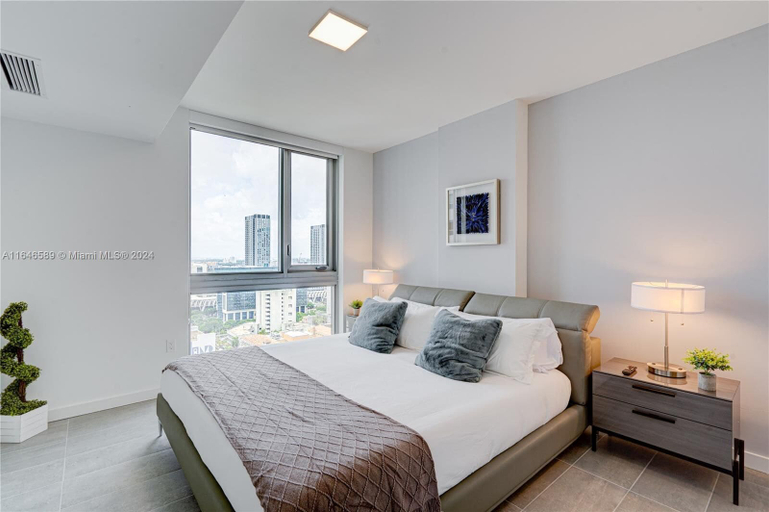 Room 3, Miami Downtown Vacation Suites, Miami-Dade