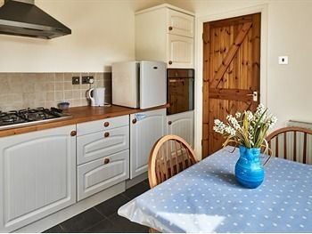 Others 5, Tachbrook Mallory House Apartment, Warwickshire