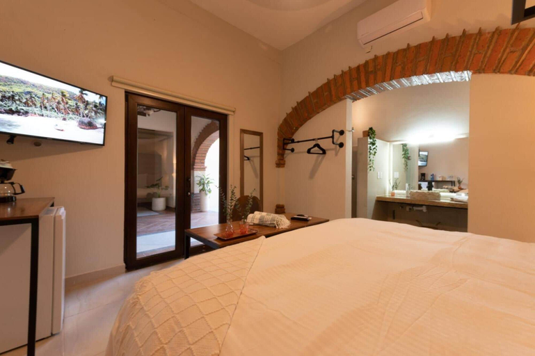 Room 5, Casa Victoria Malecon - Only Adults, Puerto Vallarta