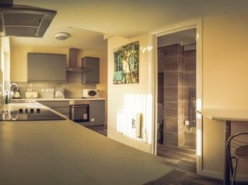 Others 4, Hallam Rooms, Lincolnshire