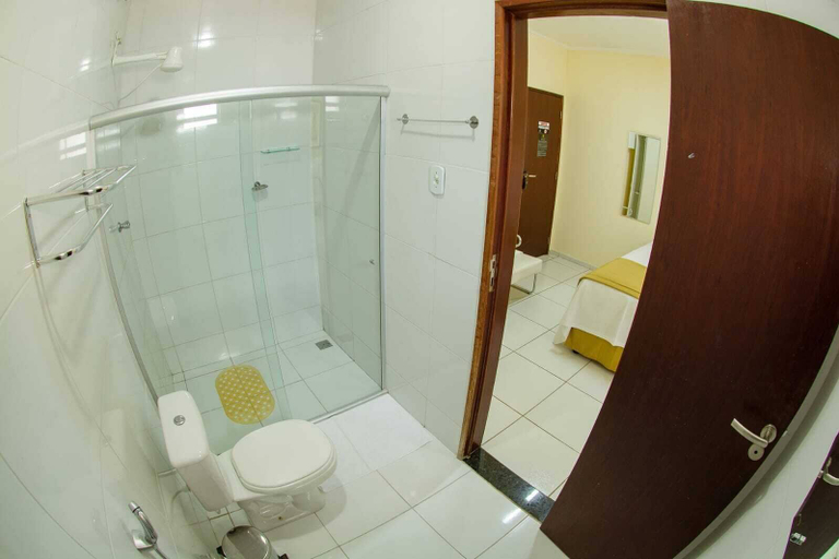 Bathroom, Araripina Palace Hotel, Araripina