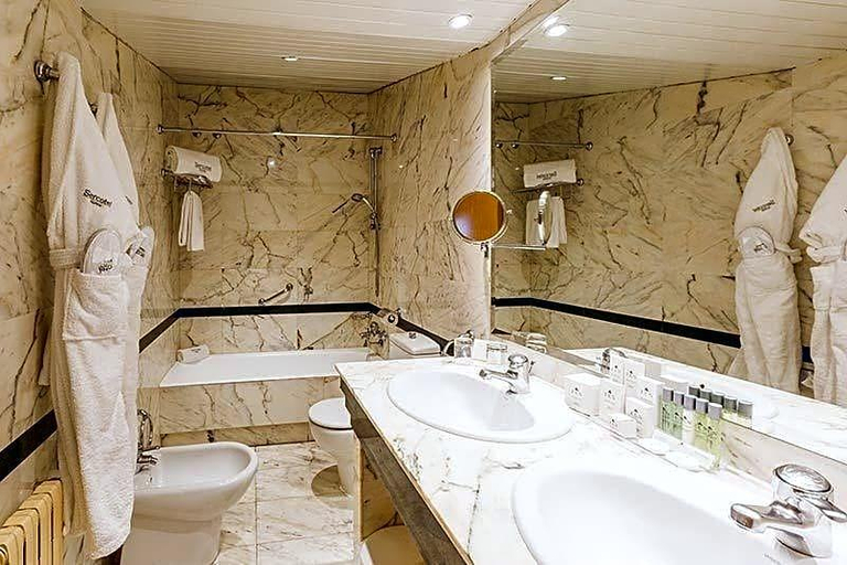 Bathroom 4, Hotel Alda Río Tormes, Salamanca