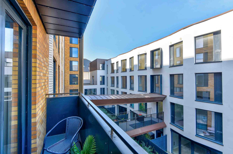 Room 5, Host Stay Rox Studio, Brighton and Hove