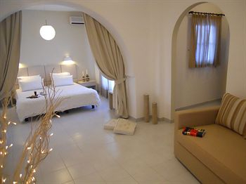 Others 5, Kosmitis Hotel, South Aegean