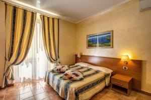 Others 4, Hotel Maryelen & Giovy, Rome