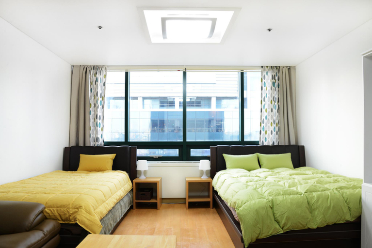 Bedroom 4, SH Seoul Hostel, Mapo