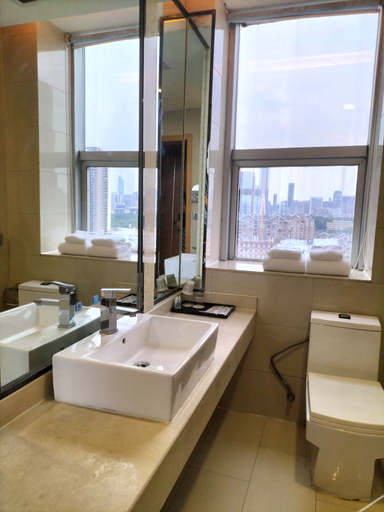Bathroom 3, Grace International Hotel (Wuhan Zoo National Expo Branch), Wuhan