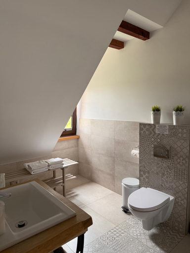 Bathroom 3, Wypoczynek pod Lipami, Pisz