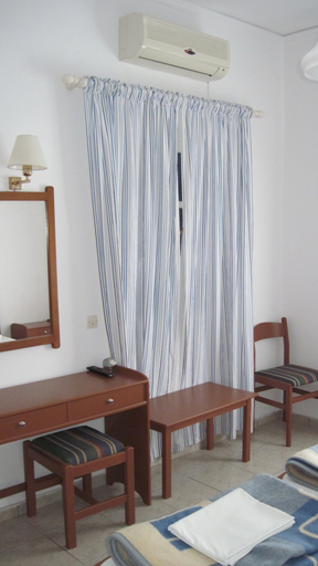 Others 5, Tatsis Apartments, South Aegean