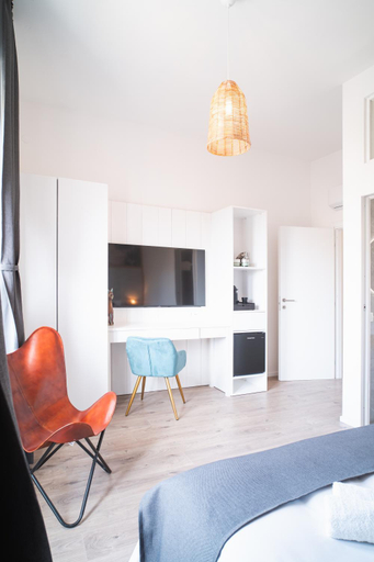 Others 3, New Elegance Suites Guesthouse, Oristano