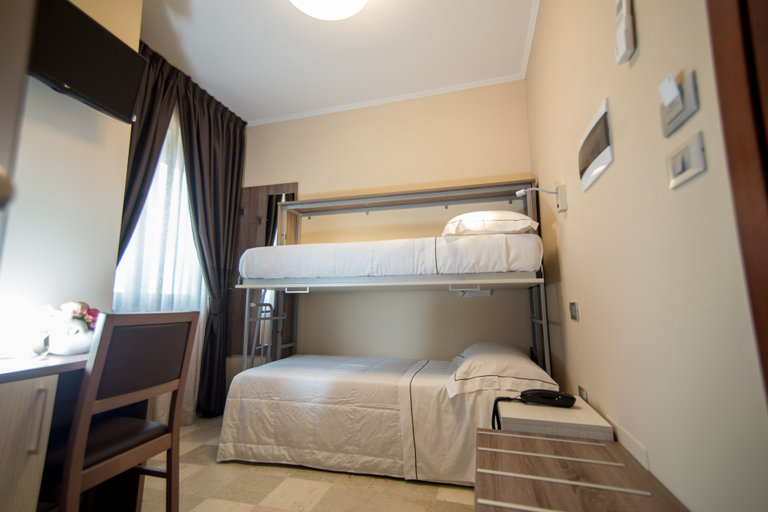 Others 5, B&B Dimmito, Foggia