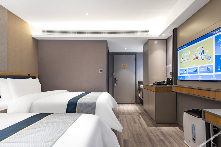 Bedroom 2, Homeinn Selected Hotel (Jinan Baotu Spring Daming Lake), Jinan