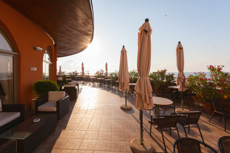 Food & Drinks 5, Sol Luna Bay Resort, Byala