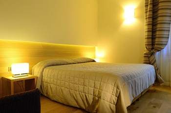 Others 5, Hotel Nido dell'Aquila, L'Aquila