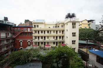 Others 5, Highlander Inn, Bagmati
