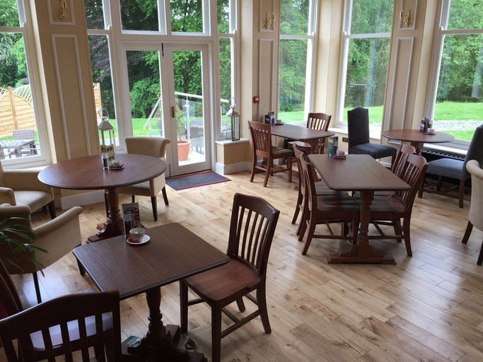 Food & Drinks 3, The Villa Levens, Cumbria