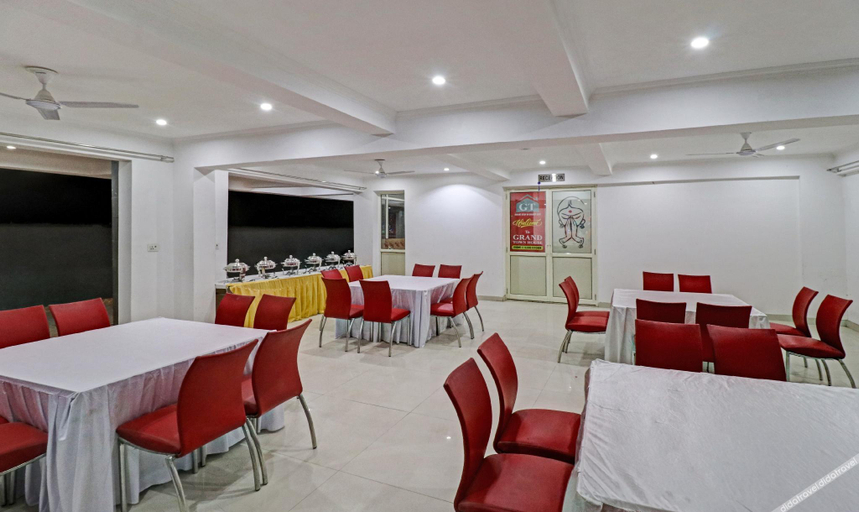 Food & Drinks 5, Treebo Grand Town House, Faridabad