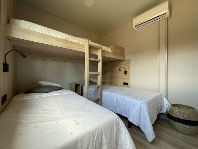 Bedroom 2, Natura Resorts, La Rioja
