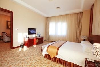 Guestroom 5, Qilu International Hotel Harbin, Harbin