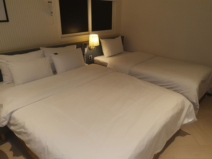 Bedroom 4, No 25 Hotel Ansan, Hwaseong