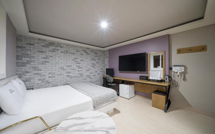 Bedroom 3, Daegu Suseong DRAMA, Buk