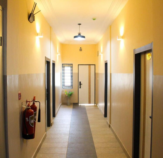 Others 5, High Level Apartment, Accra