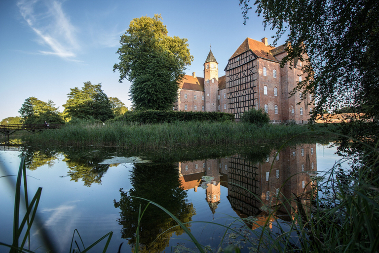 Others, Sostrup Slot og Kloster, Norddjurs