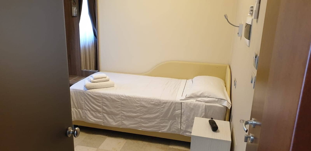 Others 4, B&B Dimmito, Foggia