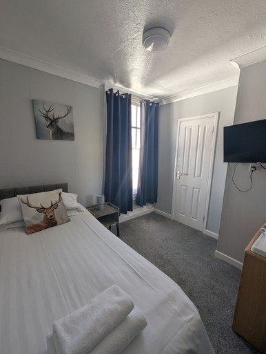 Bedroom 2, The Bell Hotel, Suffolk