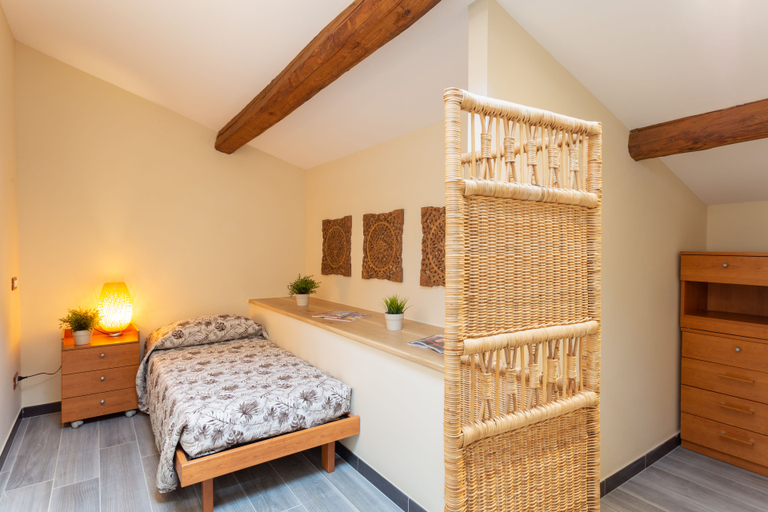 Bedroom 2, Carla's Rooms with Private Bathroom & Kitchen, Florence