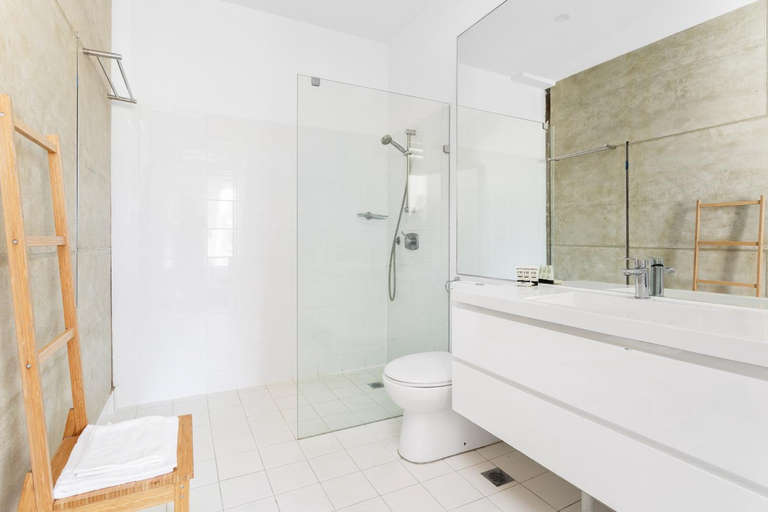 Bathroom 3, New York-Style Loft in Sydney CBD, Sydney